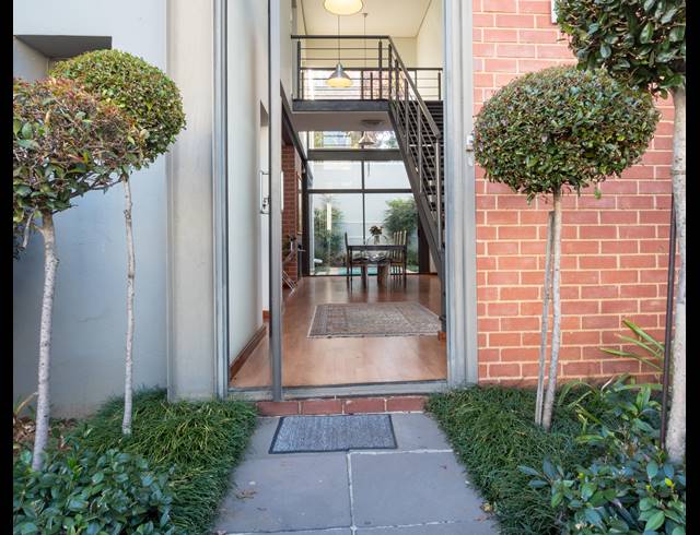 3 BEDROOM DUPLEX FOR SALE IN BRYANSTON